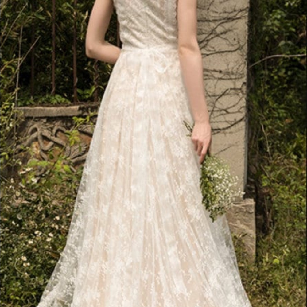Chantilly Lace Sleeveless A Line Boho Western Vintage Ivory Wedding Dress